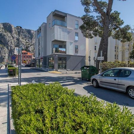Barakokula Lägenhet Omiš Exteriör bild